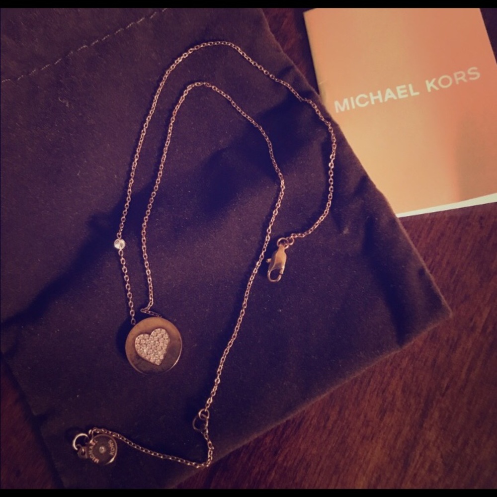 Authentic Michael Kors Rose Gold Necklace NWOT - Picture 3 of 6